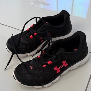 Under Armour Black Sneakers with Pink Highlights
